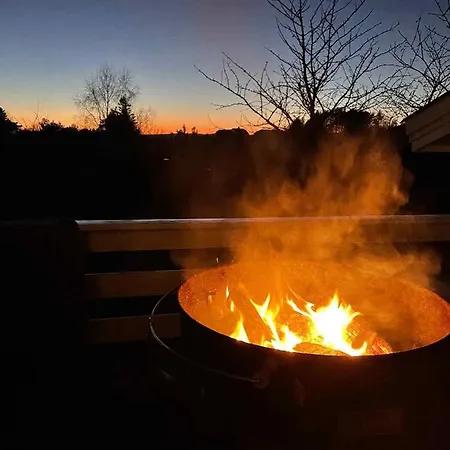 Cozy Holiday In بيت للعطل